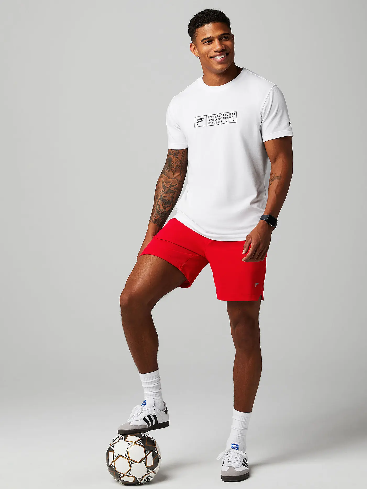 FABLETICS | Herren Fitnessshort The 7 One | rot